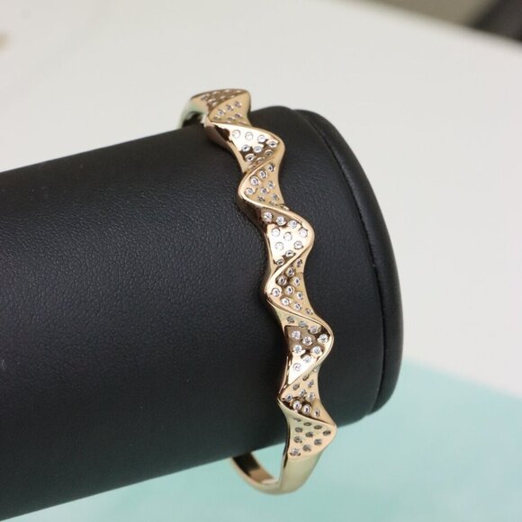 Wave Design Rose Gold Bangle with Crystal Studded Texture Shine, XPBL0475 - Picture 5 of 12